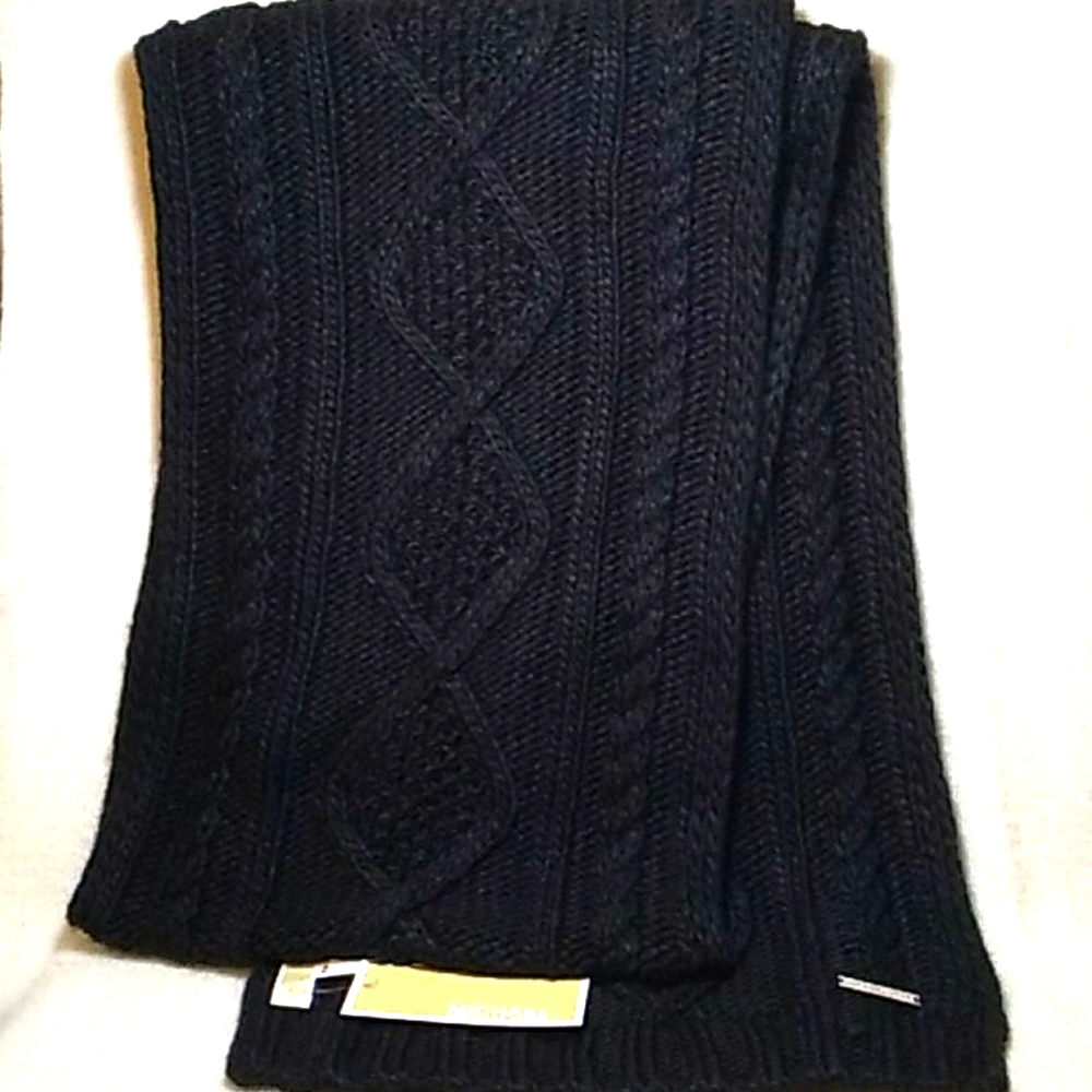 NWT Michael Kors Scarf